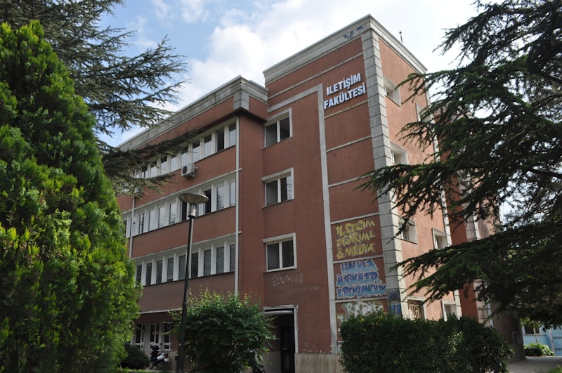 Bethand İletişim Hattı